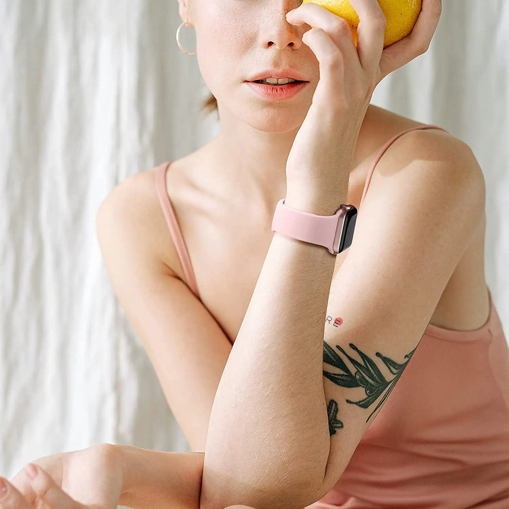 Silicone band For Apple Watch band 40mm 44mm 45mm 41mm 49mm 42mm 44mm 45mm watch band Apple Watch Series 8 7 6 5 4 3 SE Ultra