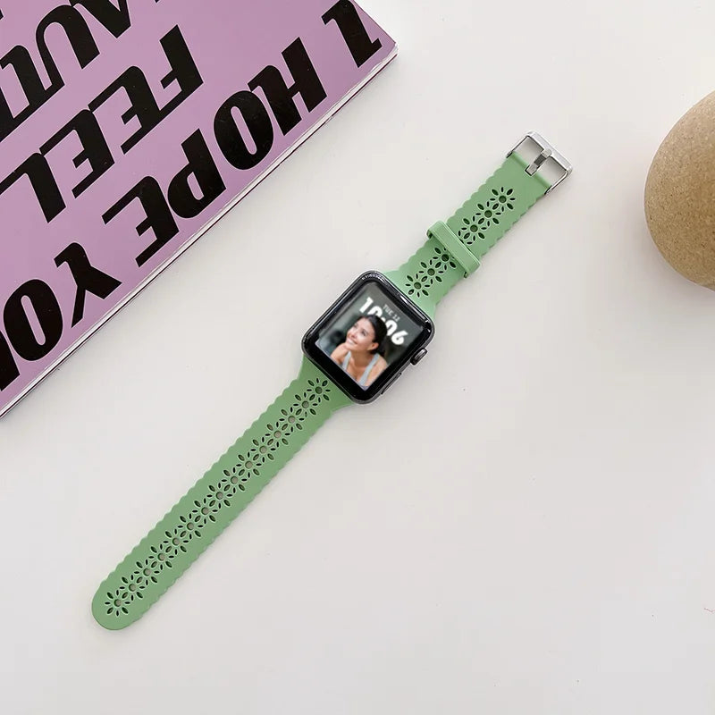 Slim Lace band for Apple Watch band 40mm 44mm 41mm 45mm 38mm 42mm 49mm 45mm Silicone band Apple Watch Series 8 SE 7 6 5 3 Ultra