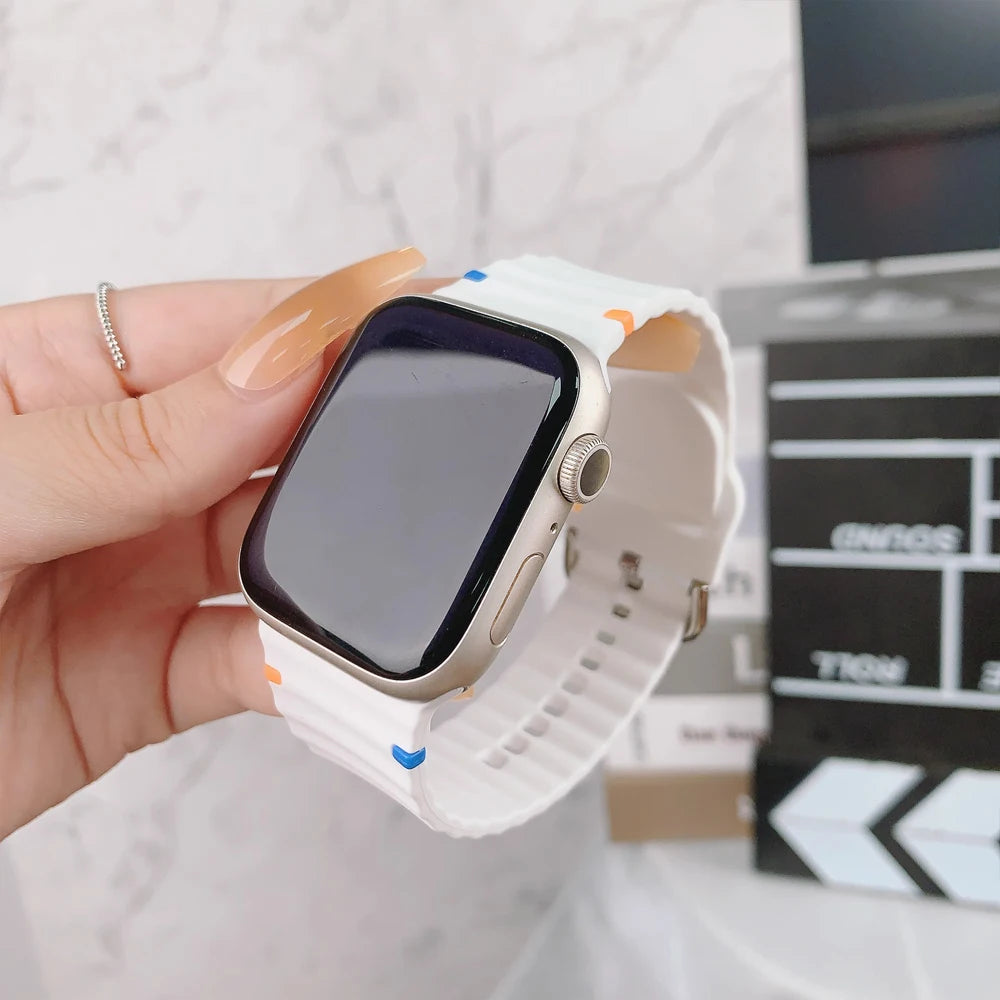 Silicone band for Apple Watch 10 band 46mm 42mm 49mm 45mm 44mm 40mm 41mm correa band belt Apple Watch Series 10 9 8 6 7 5 SE Ultra