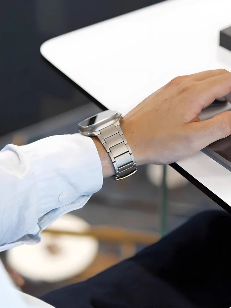 Luxury Titanium Alloy band For Apple Watch Ultra 2 10 9 8 7 6 5 metal band For Apple Watch 38mm 40mm 41mm 42mm 45mm 46mm 49mm