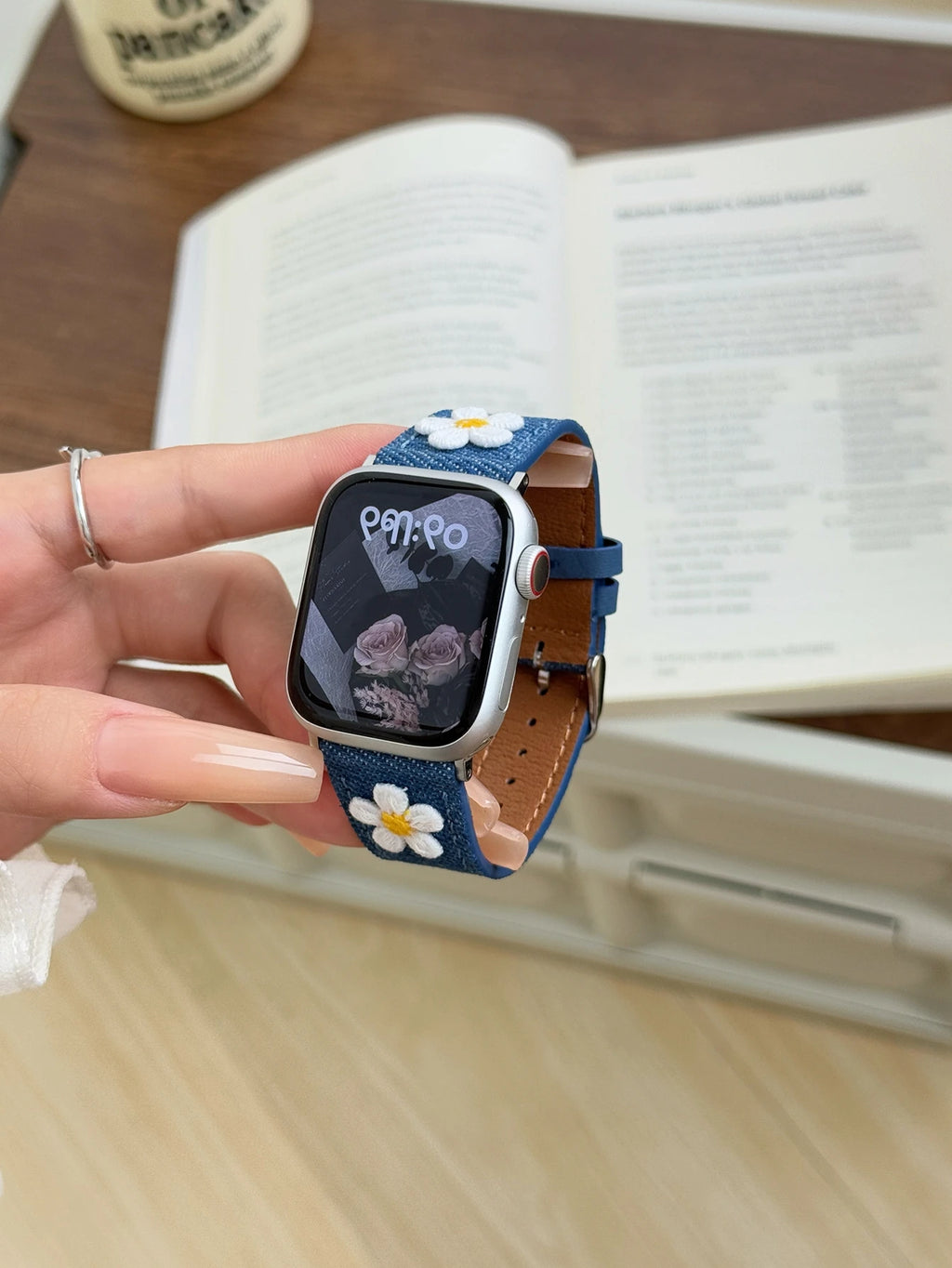 Flower Cloth Leather loop For Apple Watch band women Series Ultra 11 10 9 8 7 6 38mm 40mm 41mm 42mm 44mm 45mm 46mm band