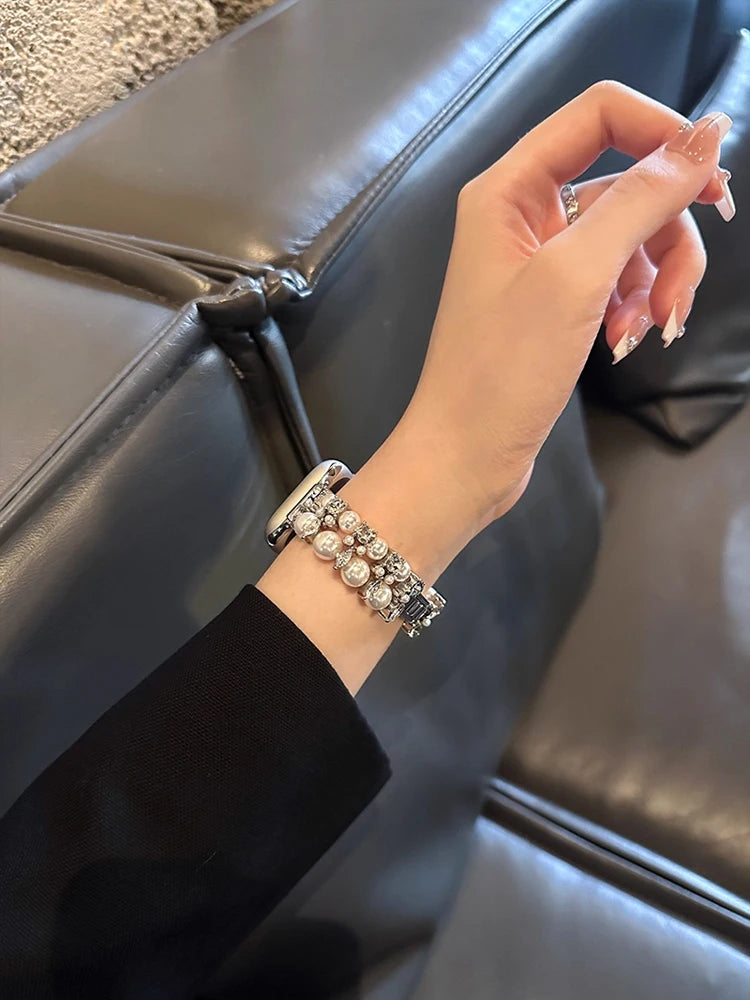 Luxury Diamond band For Apple Watch Ultra 10 9 8 7 6 5 4 Woman Pearl band For Apple Watch 38mm 40mm 41mm 42mm 45mm 46mm 49mm