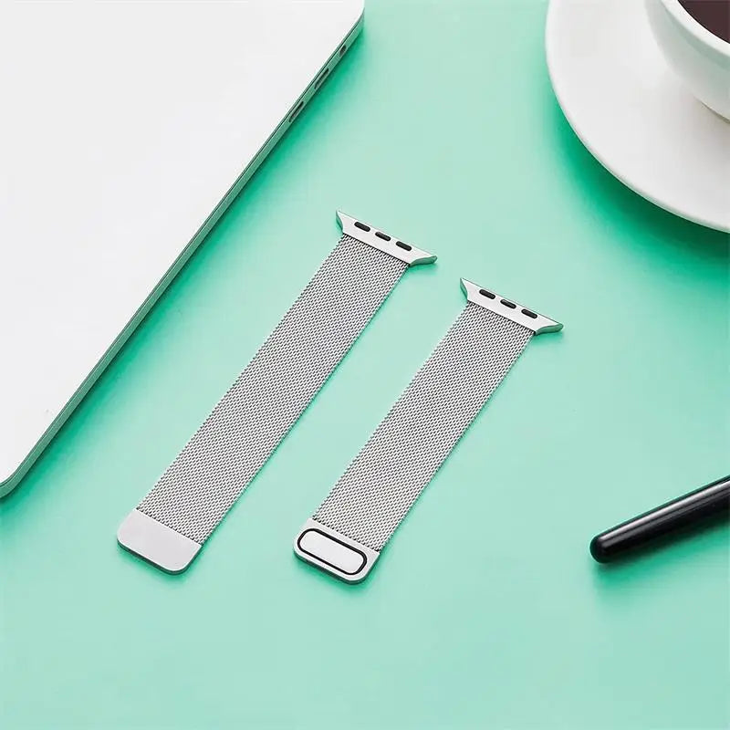 band For Apple Watch band 44mm 40mm 45mm 41mm 38mm 42mm 44mm Accessorie Milanese Loop metal band Apple Watch serie 3 4 5 6 SE 7