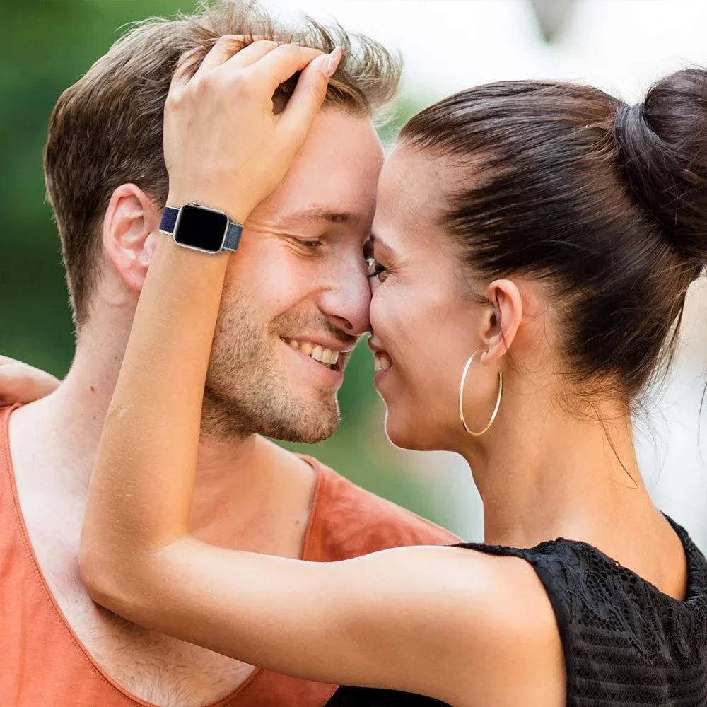 Nylon loop Correa For Apple Watch band 45mm 44mm 46mm 40mm 49mm 41mm 42mm 38mm band Apple Watch Series 6 SE 7 8 9 10 Ultra 2 bands