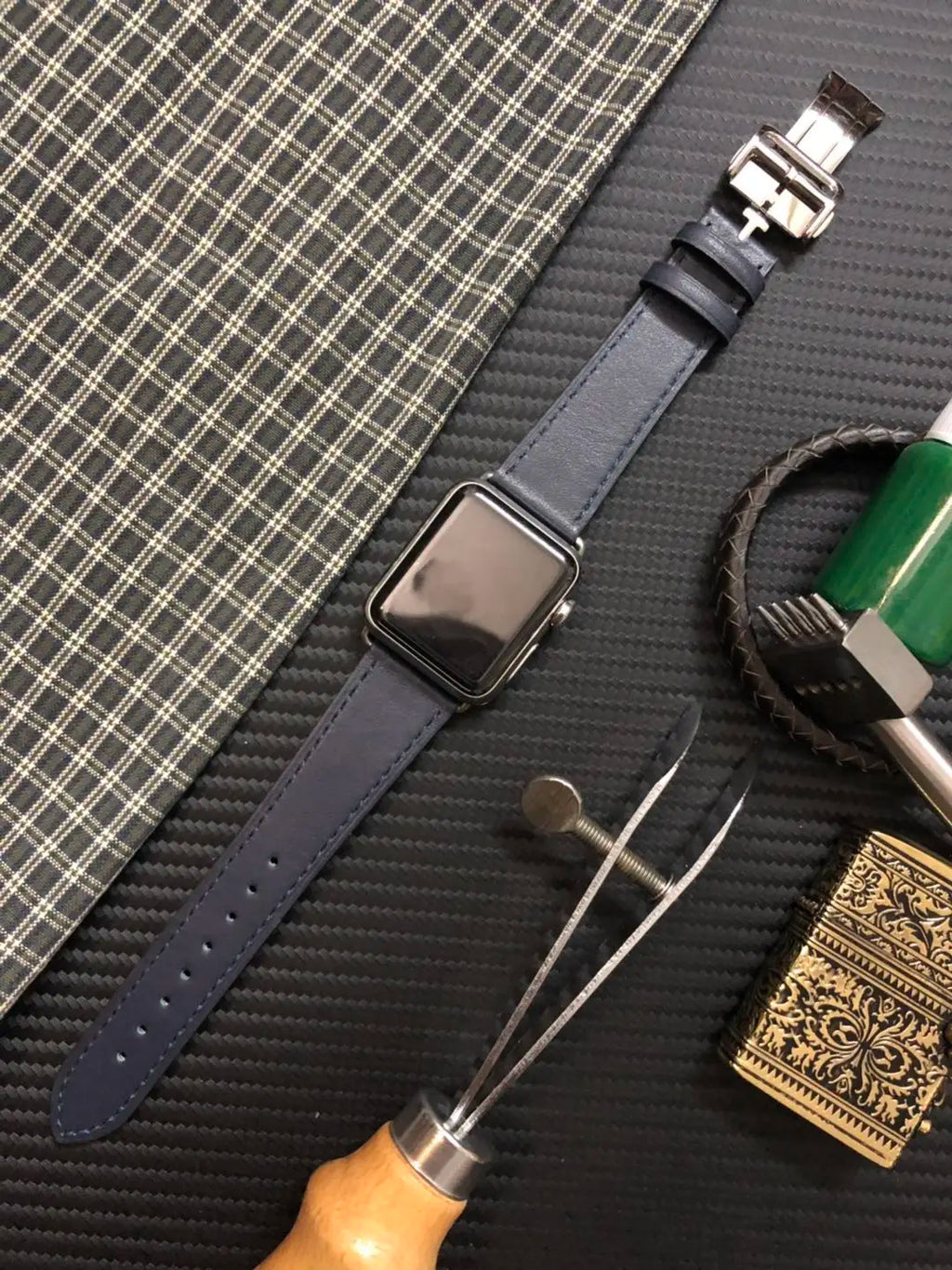 Genuine Leather band For Apple Watch Series 11 10 9 8 SE 3 band 46mm 44mm 41mm 45mm 42mm 38mm band Apple Watch Ultra 3 2 1 49mm