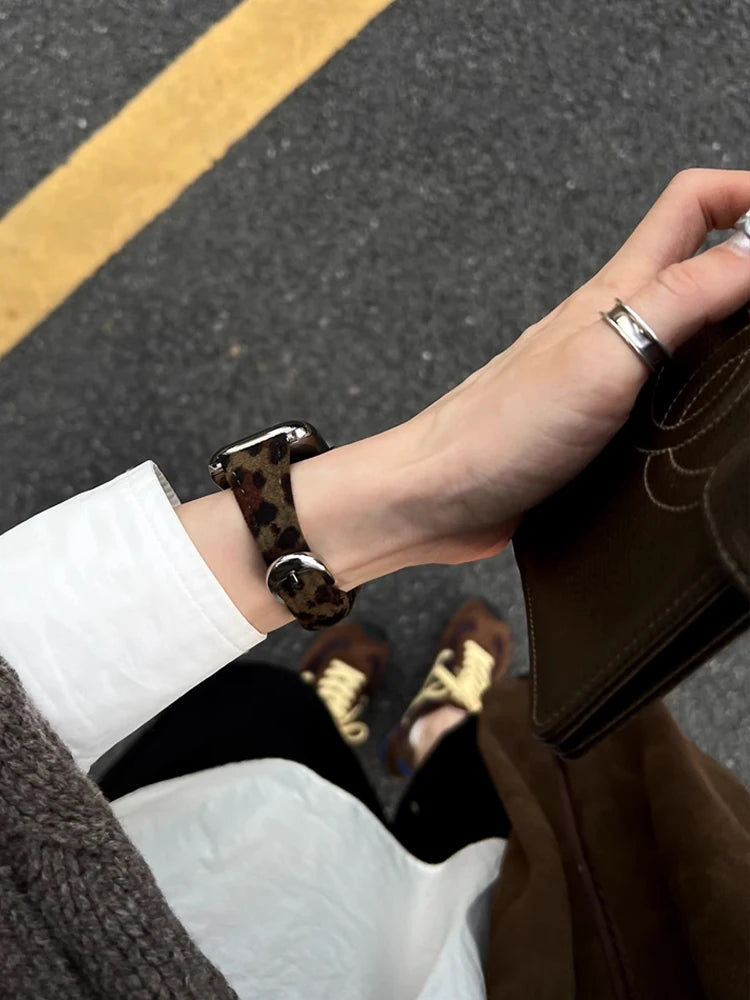 Retro Leather Leopard band For Apple Watch Ultra 10 9 8 7 6 5 SE 4 Girl Slim band For Apple Watch 41mm 40mm 38mm 49mm 42mm 45mm 46mm