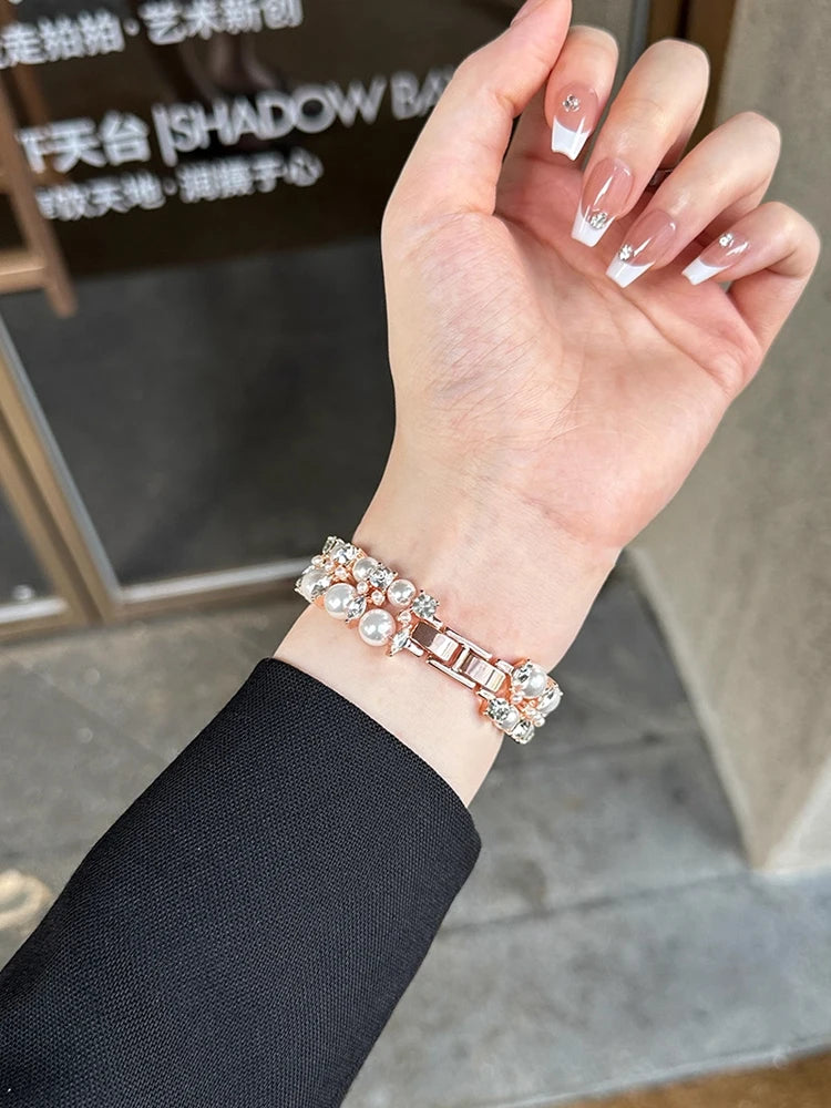 Luxury Diamond band For Apple Watch Ultra 10 9 8 7 6 5 4 Woman Pearl band For Apple Watch 38mm 40mm 41mm 42mm 45mm 46mm 49mm