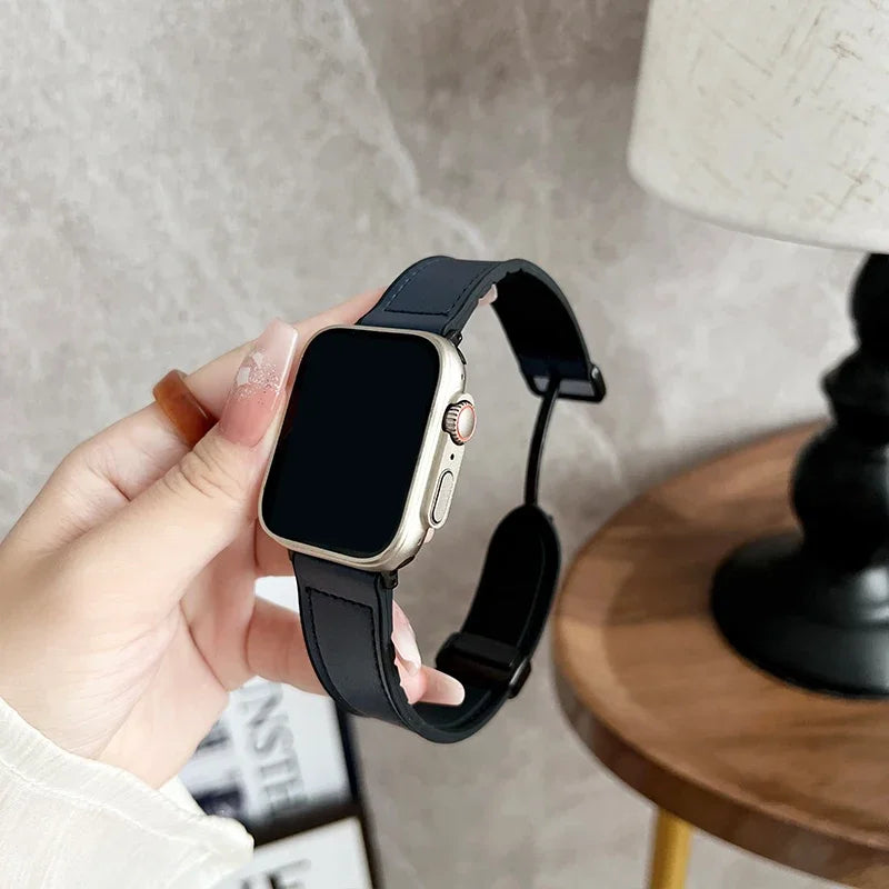 Leather band for Apple Watch band 44mm 42mm 46mm 45mm 41mm Silicone Magnetic band Apple Watch Series 10 9 8 7 6 SE 5 Ultra 49mm