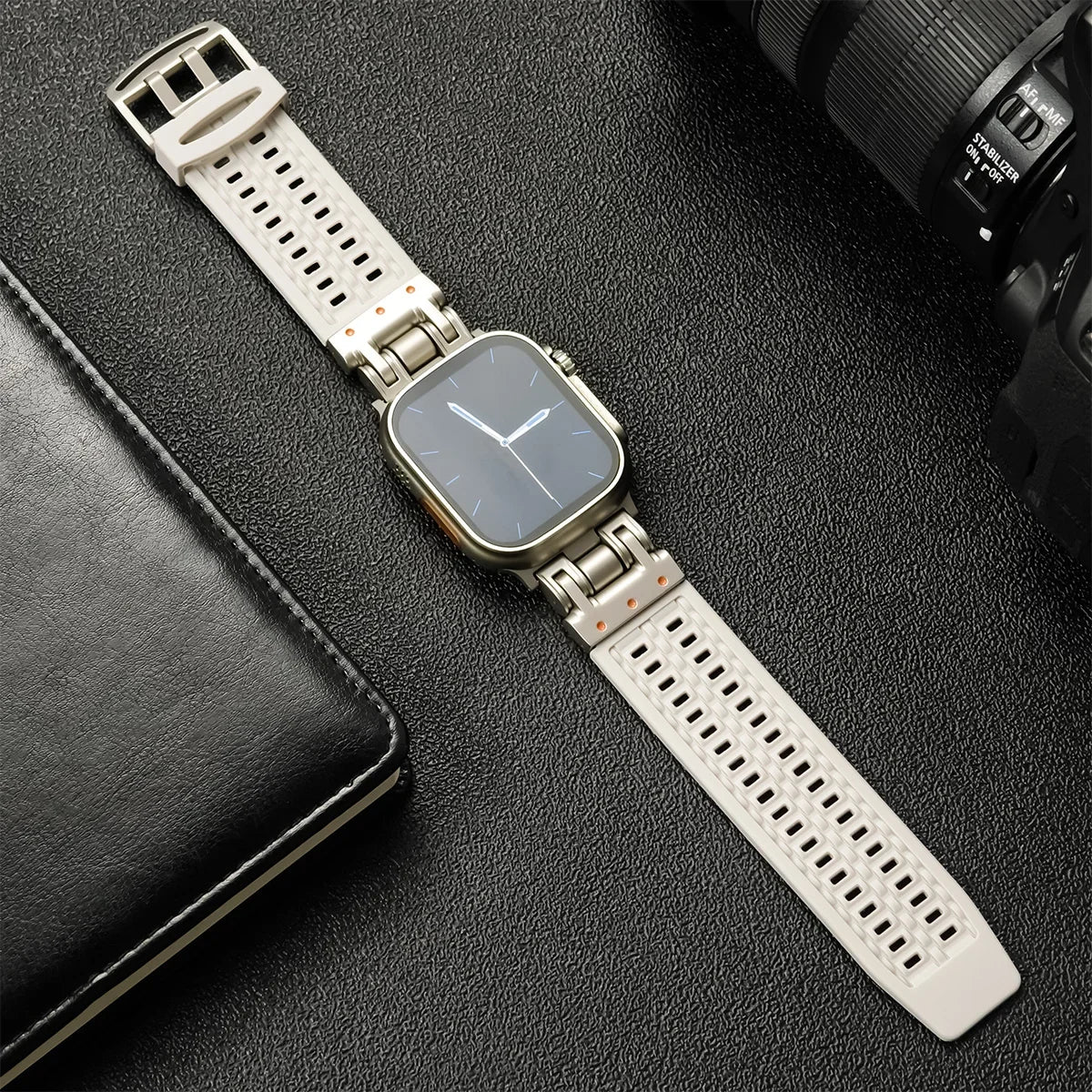 Soft Silicone band for Apple Watch Ultra 2 49mm 45mm 42mm 44mm sport Breathable band for Apple Watch Series 9 8 7 6 5 4 band