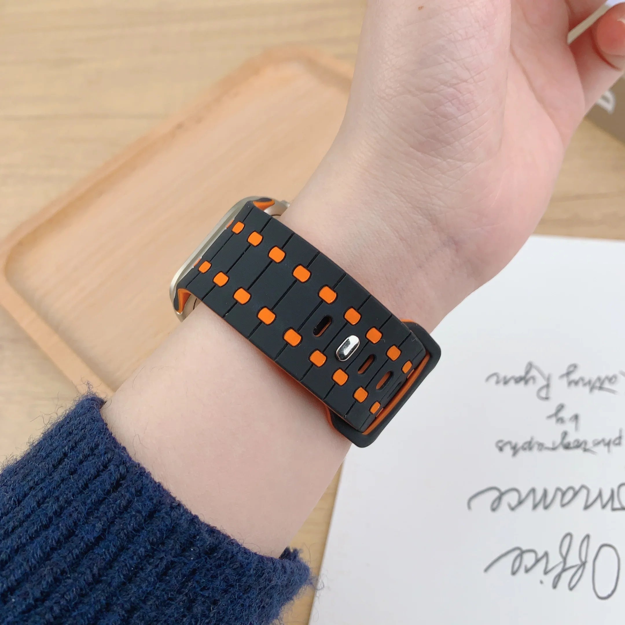 Silicone band For Apple Watch band 45mm 41mm 44mm 49mm 40mm 38mm 42mm 46mm band correa Apple Watch Series 10 9 8 7 6 5 3 SE Ultra