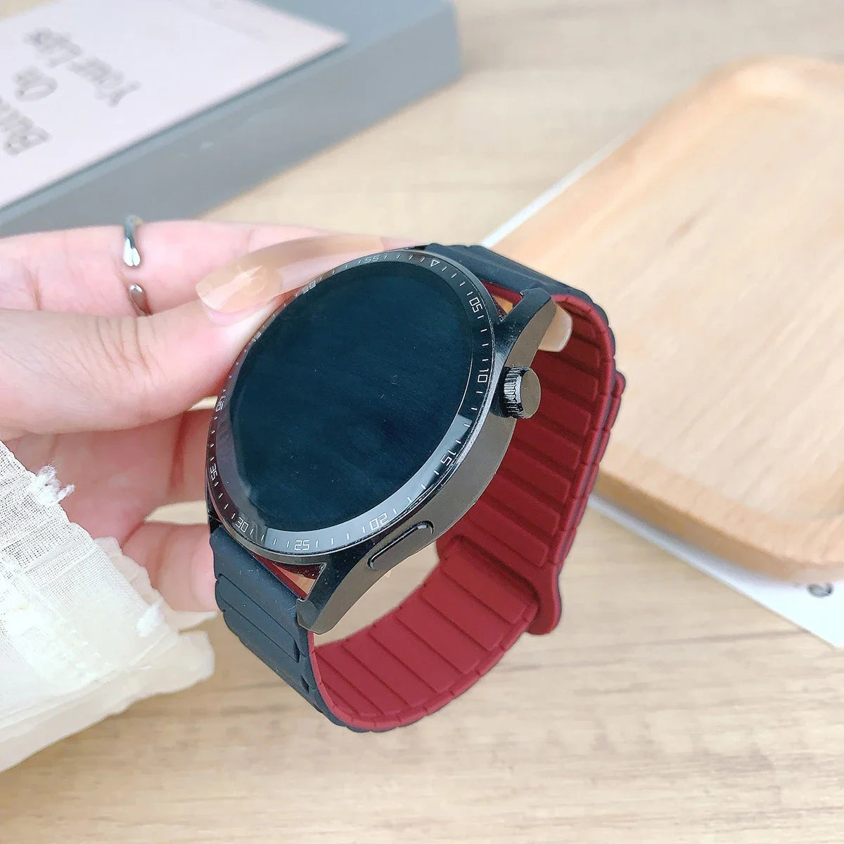 18mm 20mm 22mm Magnetic Loop Band for Samsung Galaxy Watch 7 6 5 4 44/40mm 6Classic Silicone Strap for Huawei Watch GT5 46mm