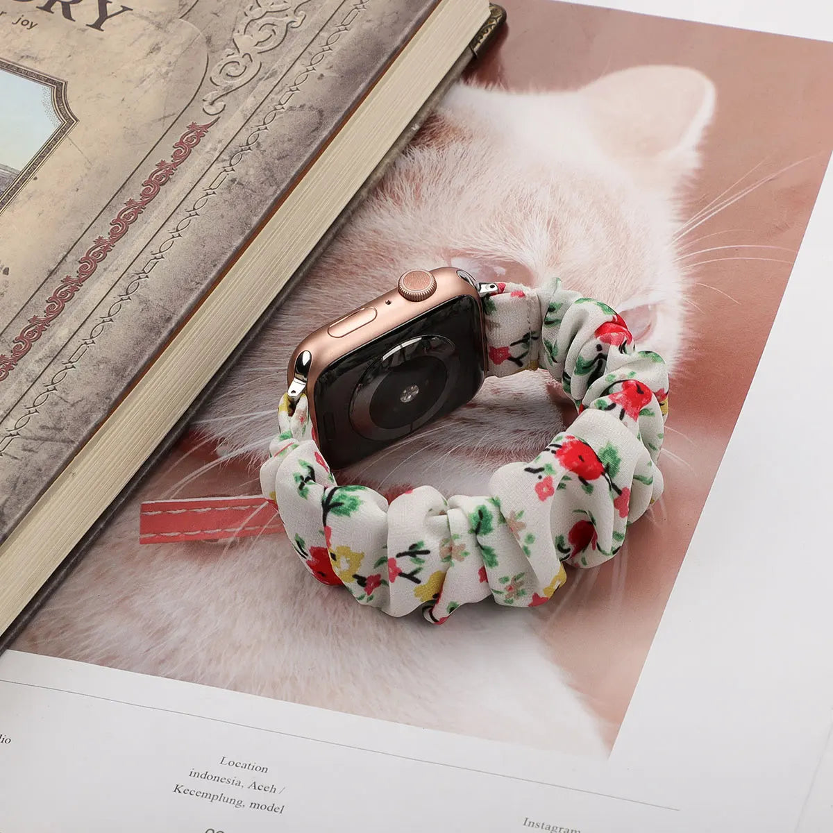 Scrunchie Compatible For Apple Watch band 49mm 40mm 41mm 38mm 42mm 44mm 45mm Cute Printed Elastic For Apple Watch Series 9 8 7 6 5 3 SE