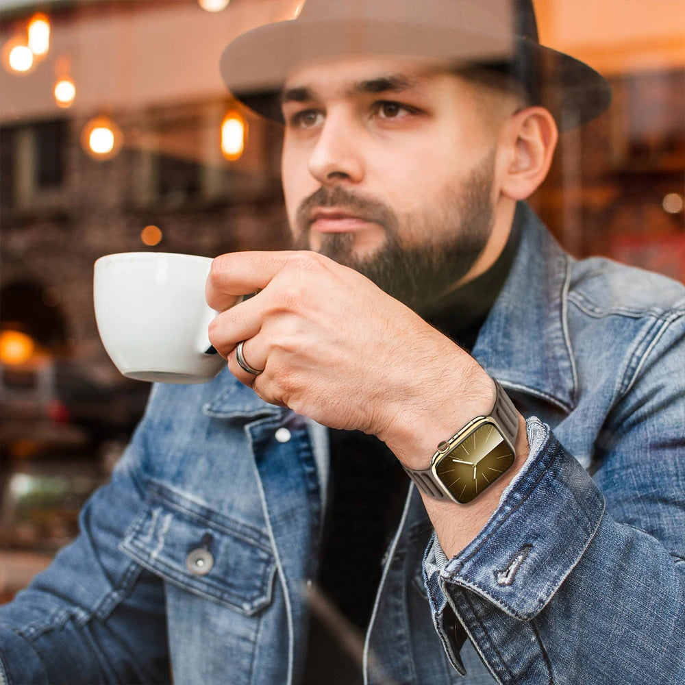 FineWoven band for Apple Watch 11 band 46mm 42mm 49mm 40mm 45mm 41mm 44mm Magnetic Link band Apple Watch Series 10 9 8 6 7 SE Ultra 3