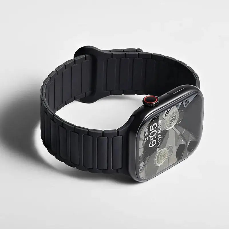 Silicone band Magnetic band for Apple Watch 46mm 42mm 49mm 45mm 41mm 44mm 40mm for Apple Watch Ultra 3 Series 11 10 9 8 7 6 SE 3 5 4