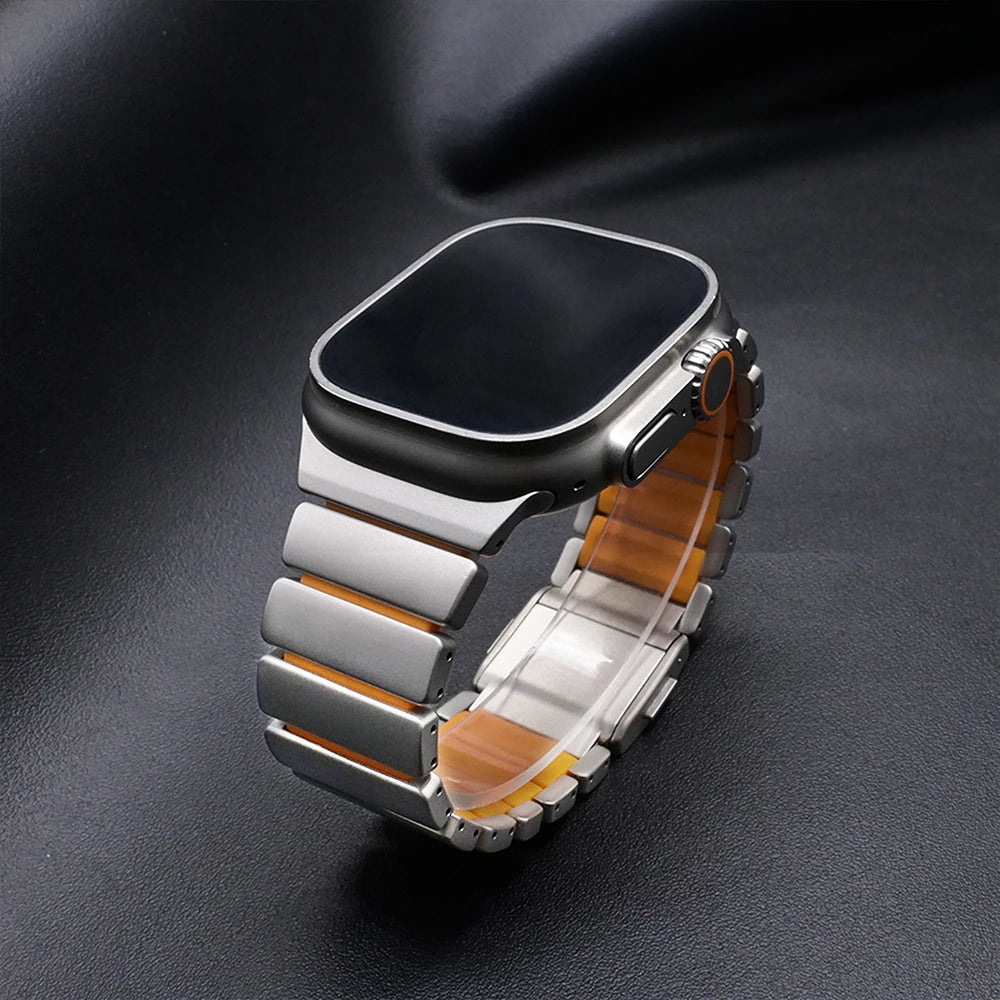 Titanium Fluoroelastomer Rubber band for Apple Watch Ultra 3 2 49mm Series 11 10 46mm band for Apple Watch 9 8 7 6 5 SE 3 44mm 45mm