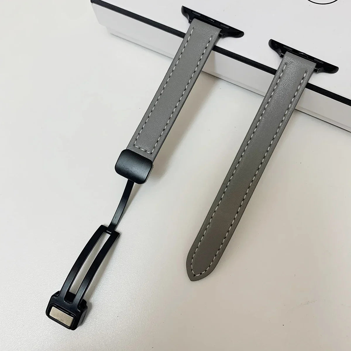 Magnetic Buckle band For Apple Watch 10 42mm 46mm SE 44mm 40mm 9 8 7 41mm 45mm Folding Slim Leather band Apple Watch Series 10 8 7 6 5