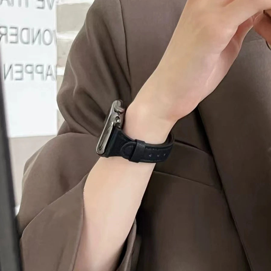 Leather loop For Apple Watch band Thin women Series Ultra 10 9 8 7 6 38mm 40mm 41mm 42mm 44mm 45mm 46mm band