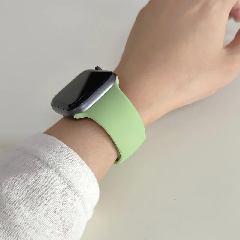 For Apple Watch band 46mm 42mm 45mm 44mm 40mm Silicone sport band Apple Watch Series 11 10 8 7 6 5 4 SE 9 Ultra 3 2 49mm band