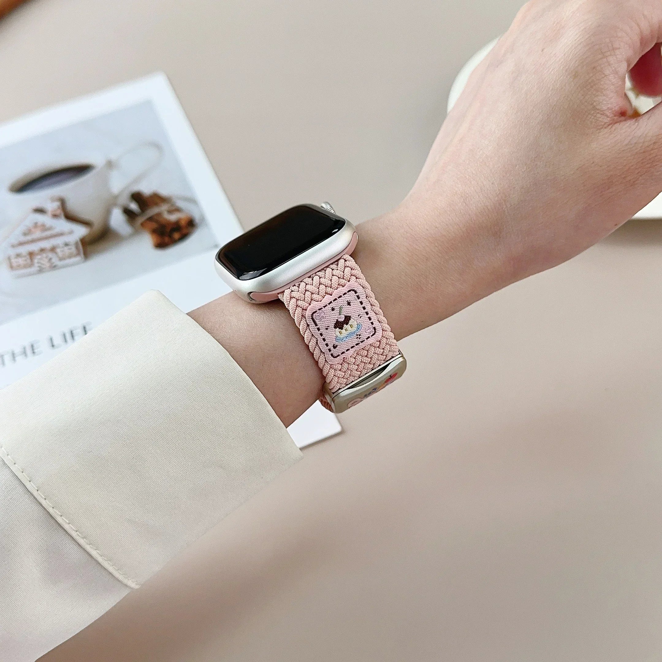 Nylon band For Apple Watch band Ultra 44mm 40mm 45mm 49mm 41mm 44mm magnetic buckle Braided band Apple Watch Series 10 9 SE 7 8