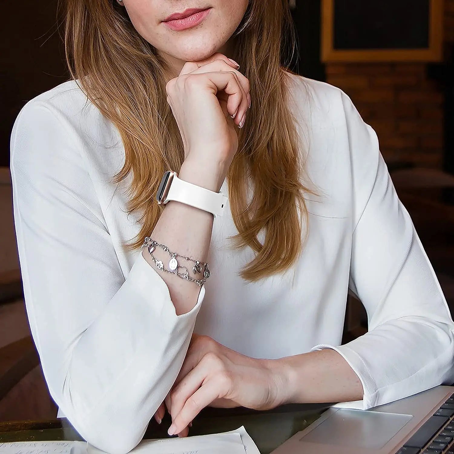 Silicone band For Apple Watch band 40mm 44mm 45mm 41mm 49mm 42mm 44mm 45mm watch band Apple Watch Series 8 7 6 5 4 3 SE Ultra