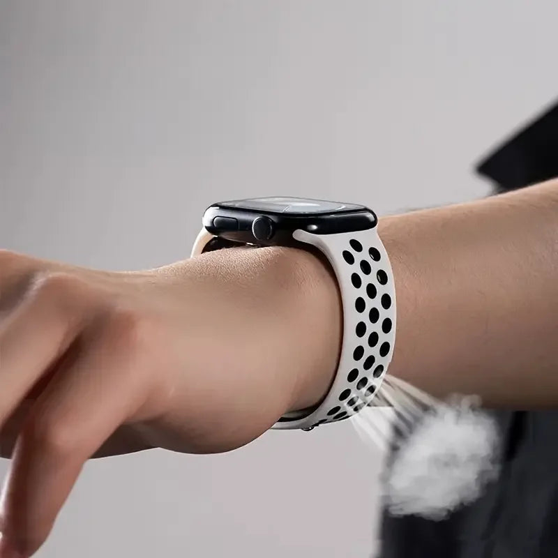 For Apple Watch 11 band S11 46mm 42mm 45mm 44mm 49mm 40mm 41mm Silicone band Sport band Apple Watch Series 10 8 7 6 5 9 SE Ultra3 2