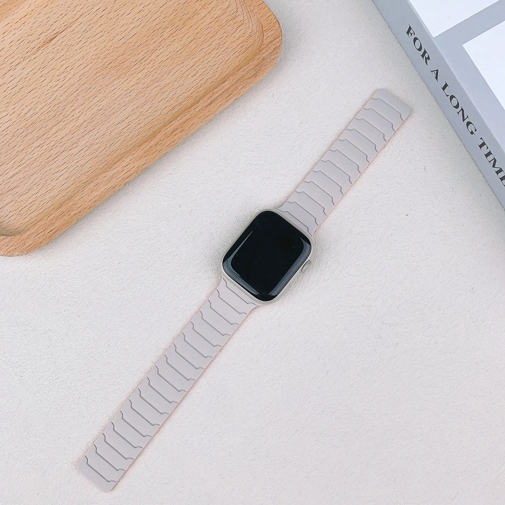 magnetic band For Apple Watch band Ultra 2 3 49mm 44mm 40mm 41mm 46mm 42mm 45mm 38mm Silicone band Apple Watch Series 11 9 8 SE 10