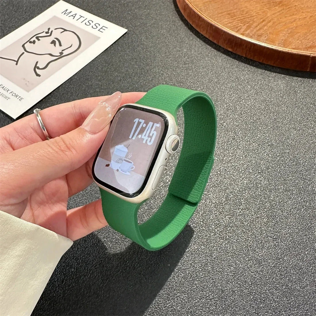 New silicone magnetic band for Apple Watch Ultra 2 49mm 45mm 42mm 40mm 46mm 38mm 41mm sport band Series 10 9 8 7 6 5 4 3 SE band