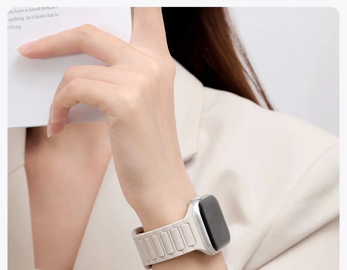 band For Apple Watch band 44mm 45mm Ultra 1 2 49mm 40mm 41mm 42mm 45mm 44mm Silicone band Apple Watch Series 10 9 8 SE 7 6 5 Band