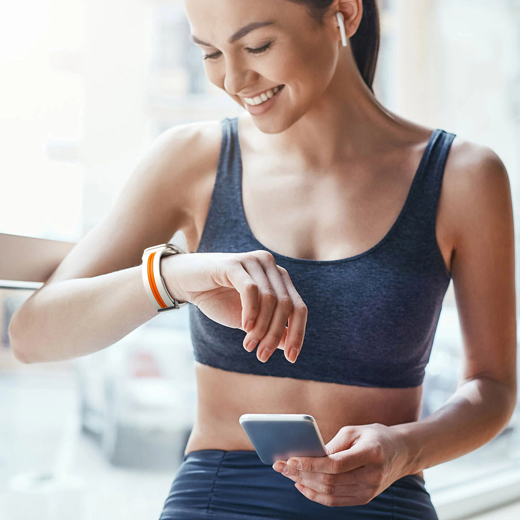 Magnetic buckle band For Apple Watch Ultra 2 band 49mm 44mm 40mm 45mm 41mm 38mm Silicone band Apple Watch Series 7 3 6 5 SE 8 9