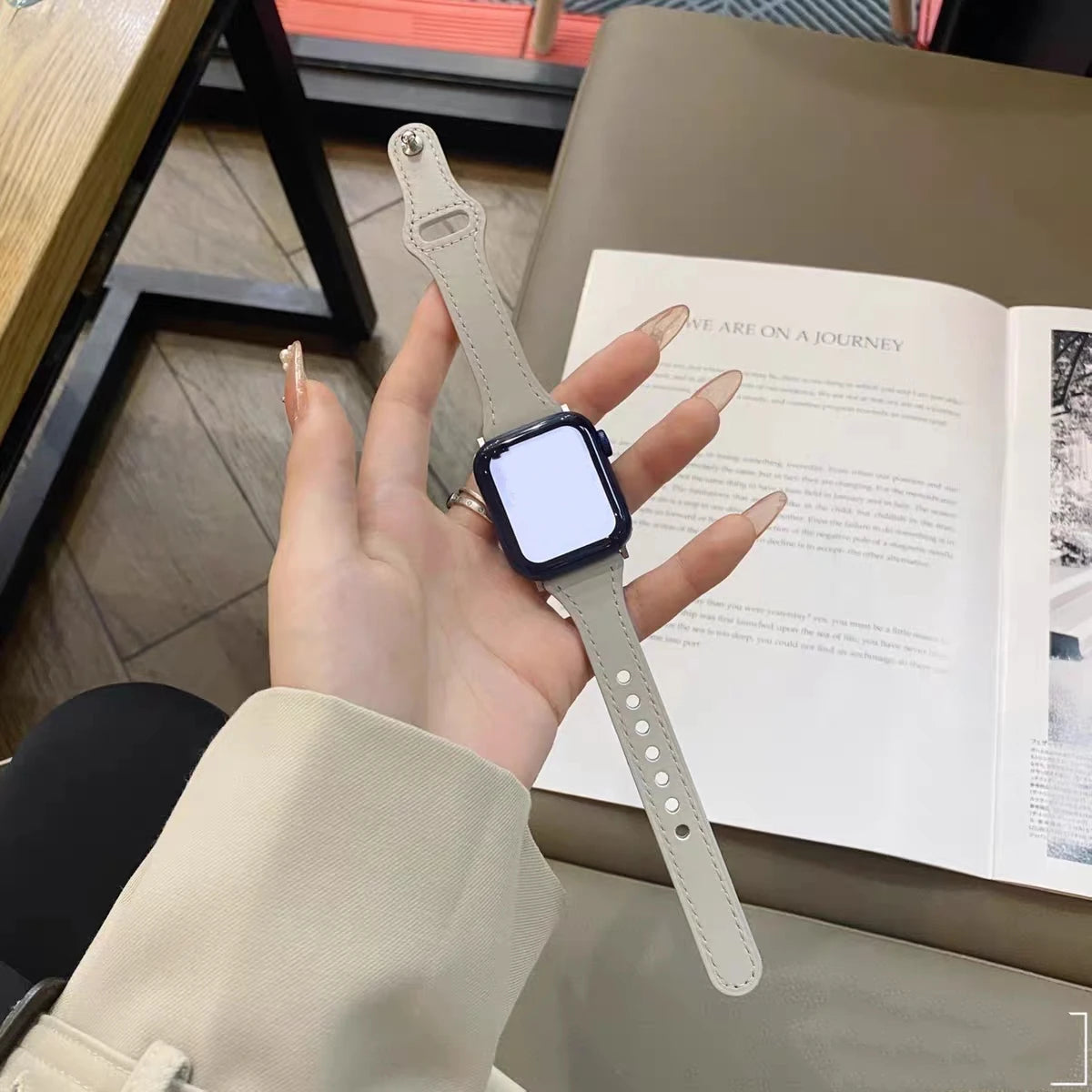 For Apple Watch band women Ultra 11 10 9 8 7 6 5 4 3 2 1 SE 38mm 40mm 41mm 42mm 44mm 45mm 46mm Leather Loop