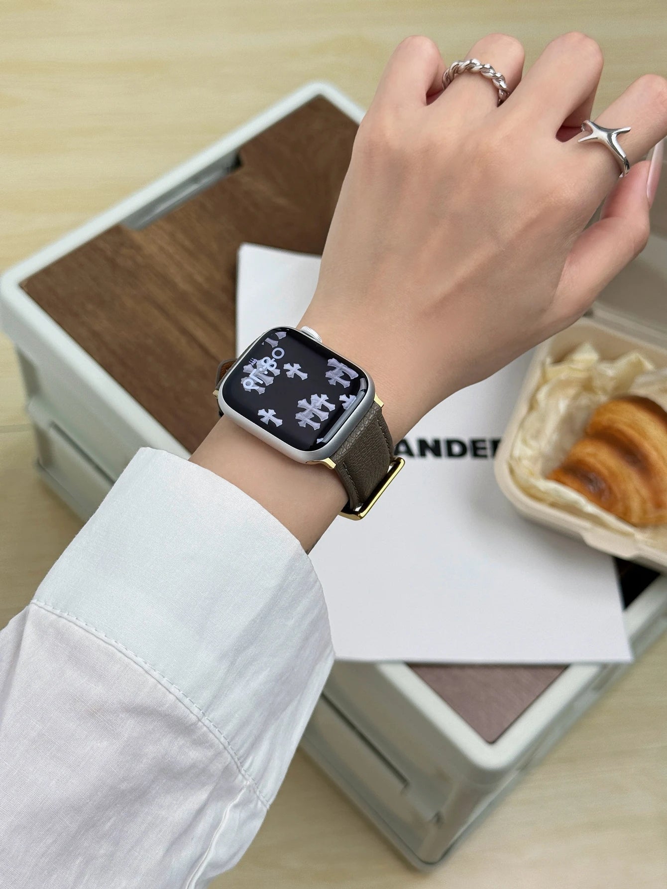 Leather loop Correa For Apple Watch band Series Ultra 11 10 9 8 7 6 5 4 3 2 1 SE 38mm 40mm 41mm 42mm 44mm 45mm 46mm 49mm band