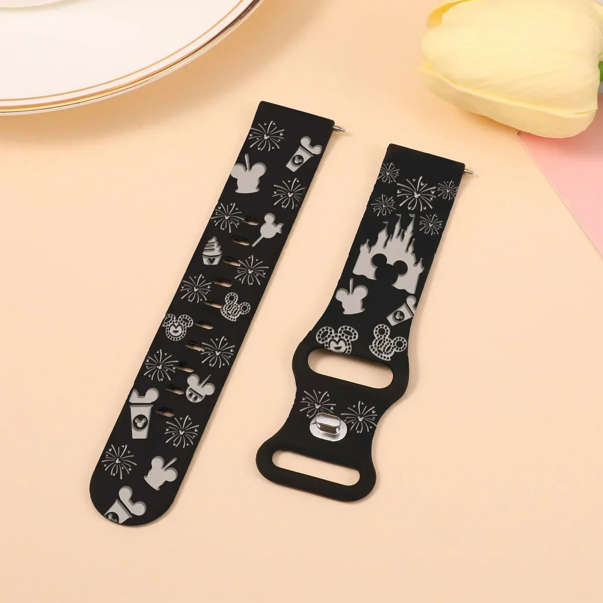 20mm Castle Floral Engraved Band for Samsung Galaxy Watch 7 6 5 4 40/44mm Silicone Cute Strap for Watch 6Classic 47mm 5Pro 45mm