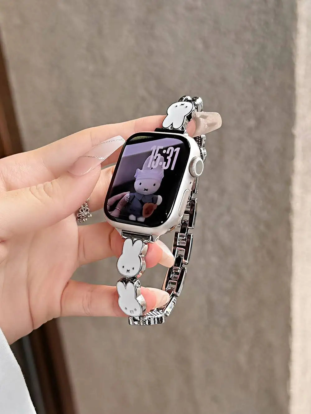 Nice band For Apple Watch band link women Series 11 8 7 6 10 9 40mm 41mm 38mm 42mm 44mm 45mm 46mm band