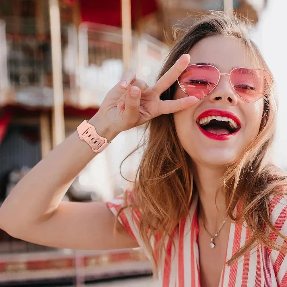 20mm Castle Floral Engraved Band for Samsung Galaxy Watch 7 6 5 4 40/44mm Silicone Cute Strap for Watch 6Classic 47mm 5Pro 45mm