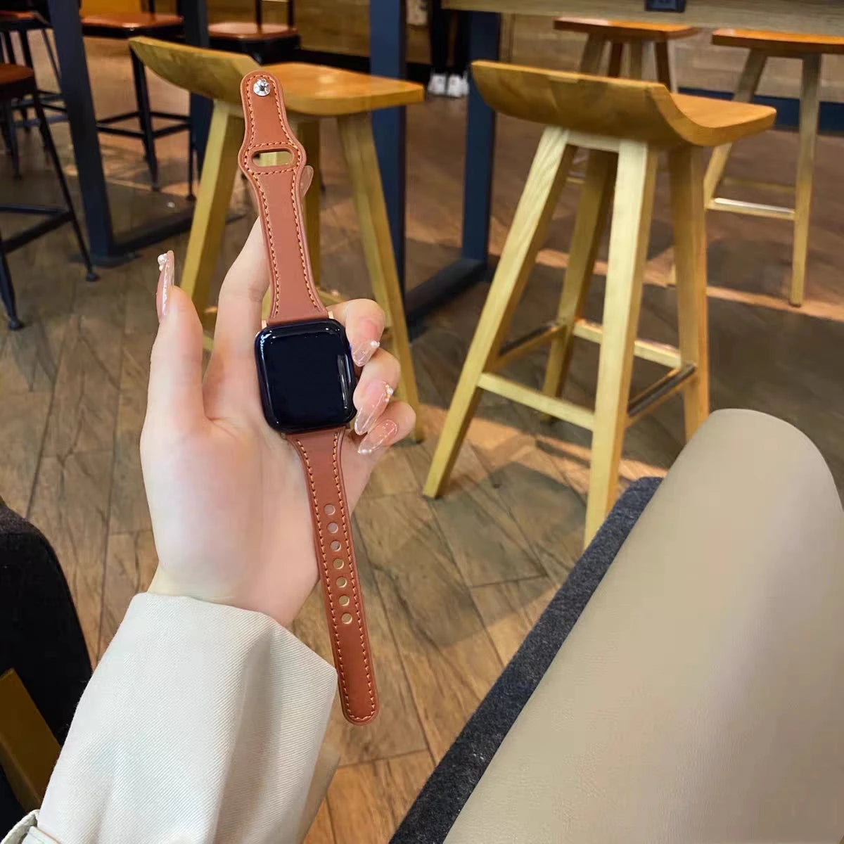 For Apple Watch band women Ultra 11 10 9 8 7 6 5 4 3 2 1 SE 38mm 40mm 41mm 42mm 44mm 45mm 46mm Leather Loop