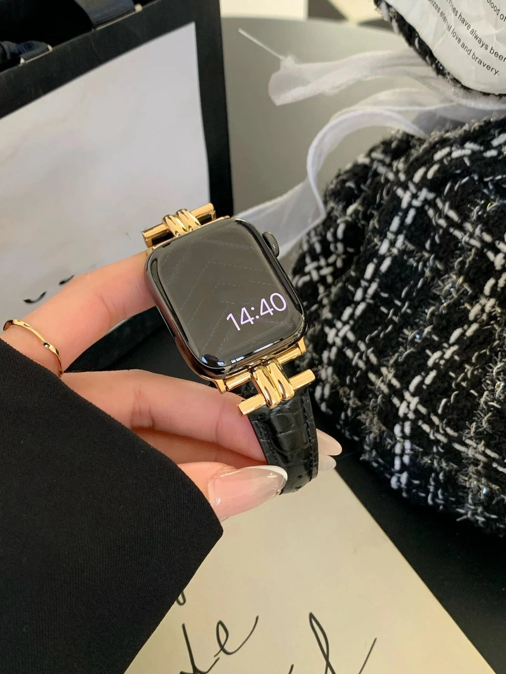 Leather loop Correa For Apple Watch band 11 10 9 8 7 6 5 4 3 38mm 40mm 41mm 42mm 44mm 45mm 46mm 49mm band