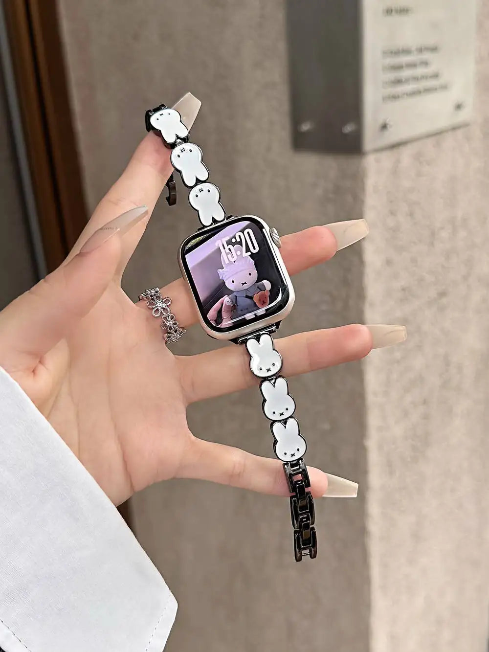 Nice band For Apple Watch band link women Series 11 8 7 6 10 9 40mm 41mm 38mm 42mm 44mm 45mm 46mm band