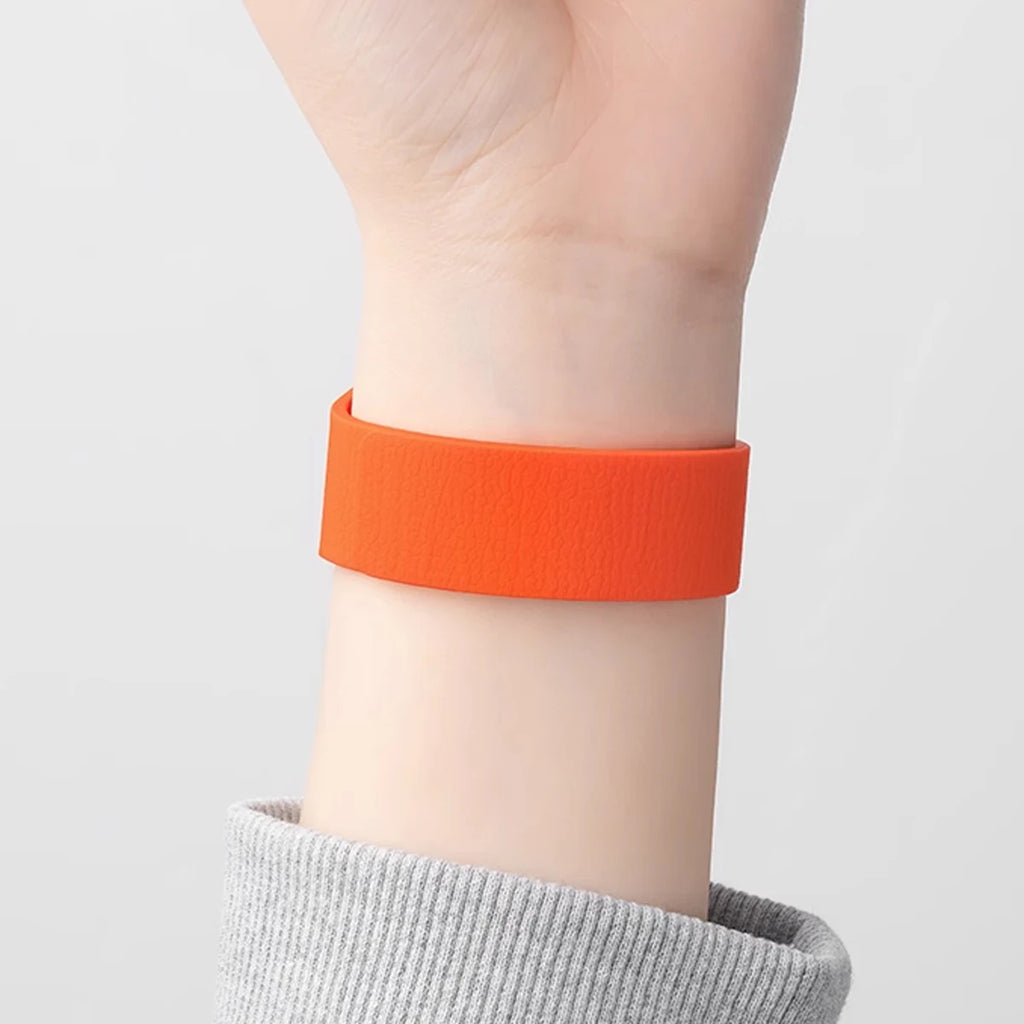 18mm 20mm 22mm Silicone Magnetic Loop Strap For Samsung Galaxy Watch 7/6/5/4 Active 2 Amazfit Bracelet HUAWEI Watch GT 2e 3 Band