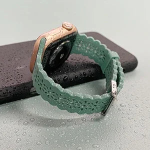 Silicone band For Apple Watch 44mm 40mm 38mm 42mm Ultra 2 49mm Sport band Apple Watch Series 9 7 8 6 SE 5 4 3 41mm 45mm band