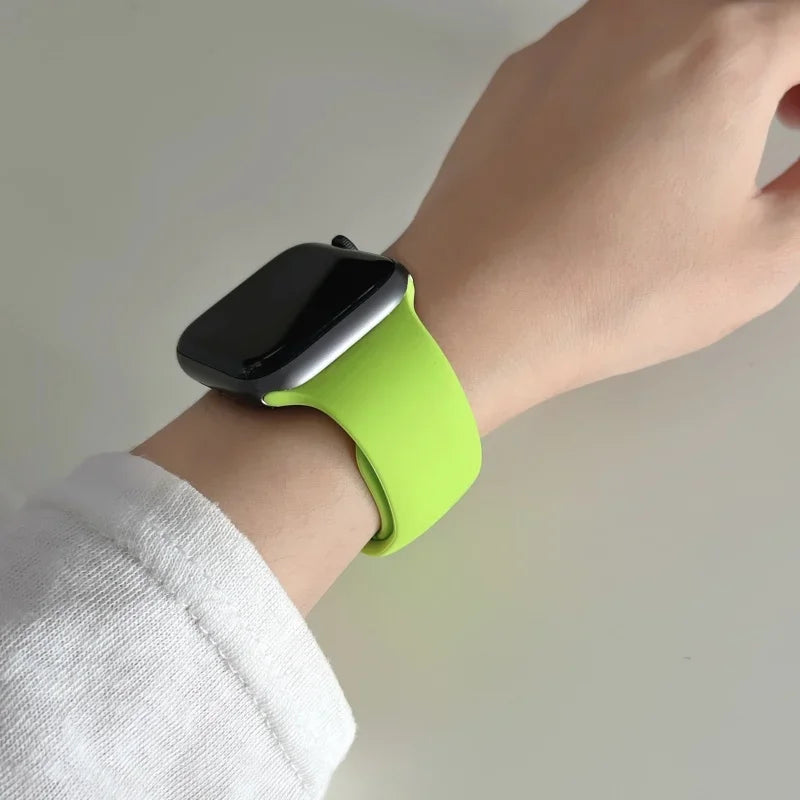 For Apple Watch band 46mm 42mm 45mm 44mm 40mm Silicone sport band Apple Watch Series 11 10 8 7 6 5 4 SE 9 Ultra 3 2 49mm band