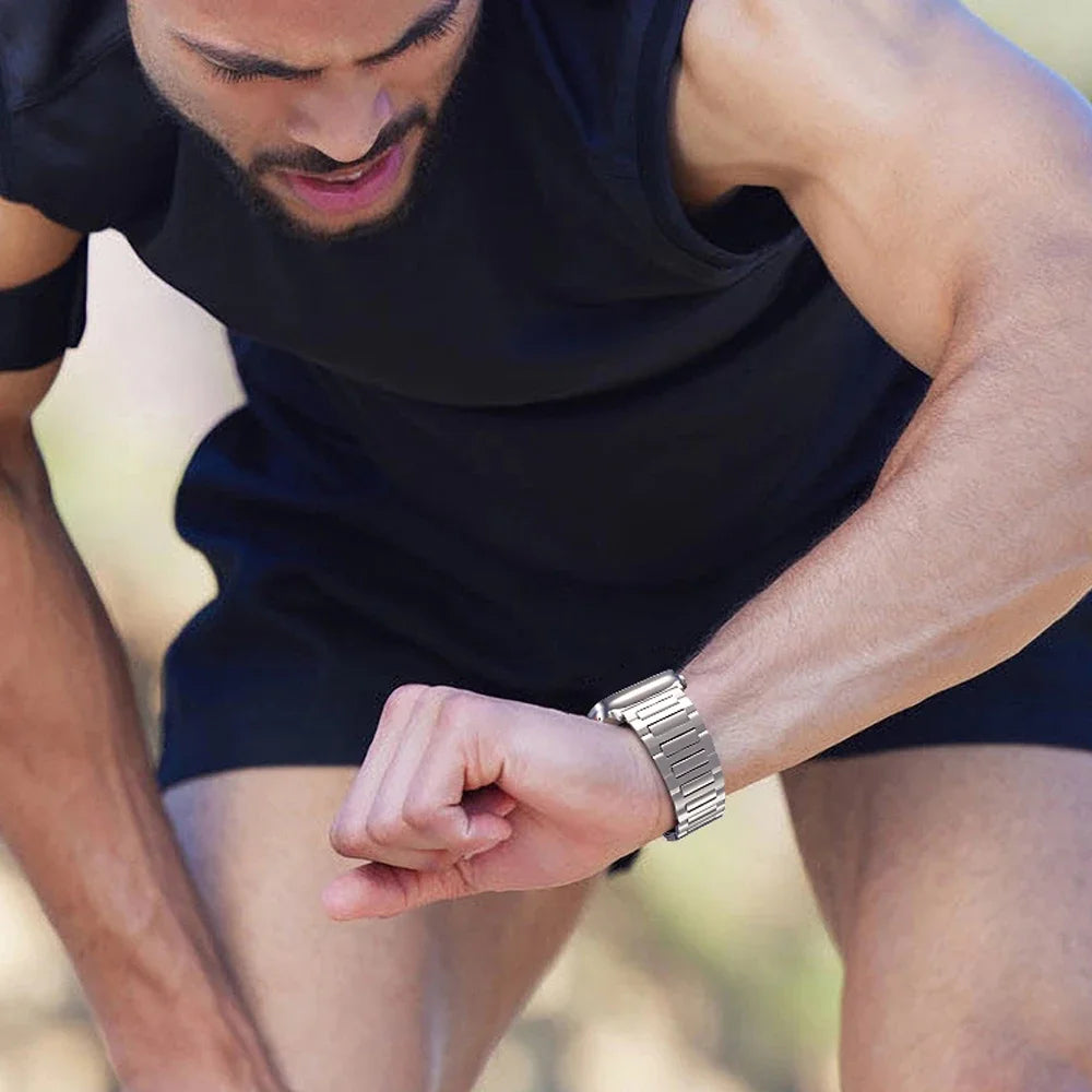 Titanium band for Apple Watch Ultra 3 2 Series 11 10 9 8 6 SE Luxury band For Apple Watch Ultra 49mm 45mm 46mm 44mm Correa band