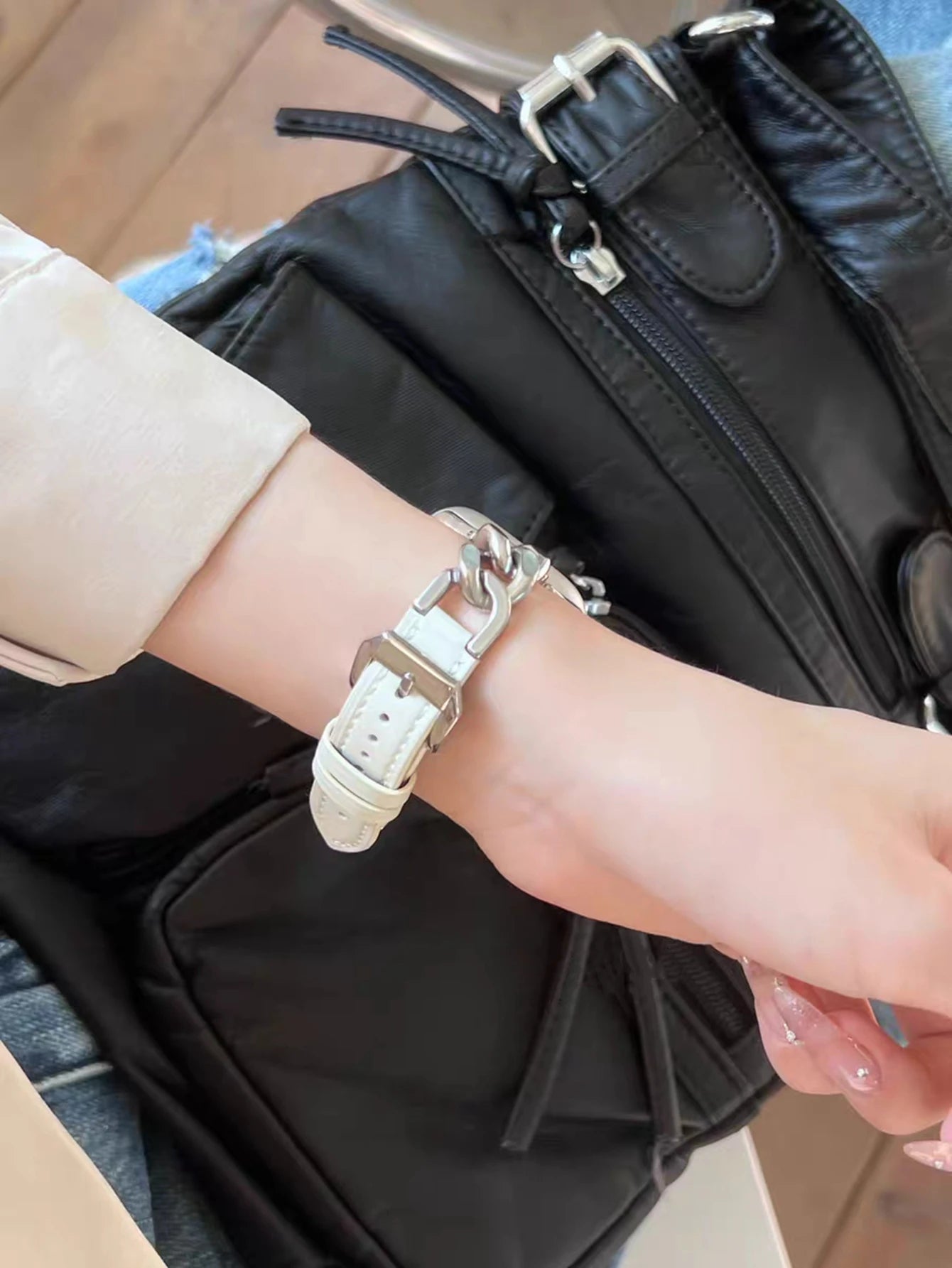 Metal link Elegant Slim Leather loop for Apple Watch band For Women Correa Thin for Apple Watch band