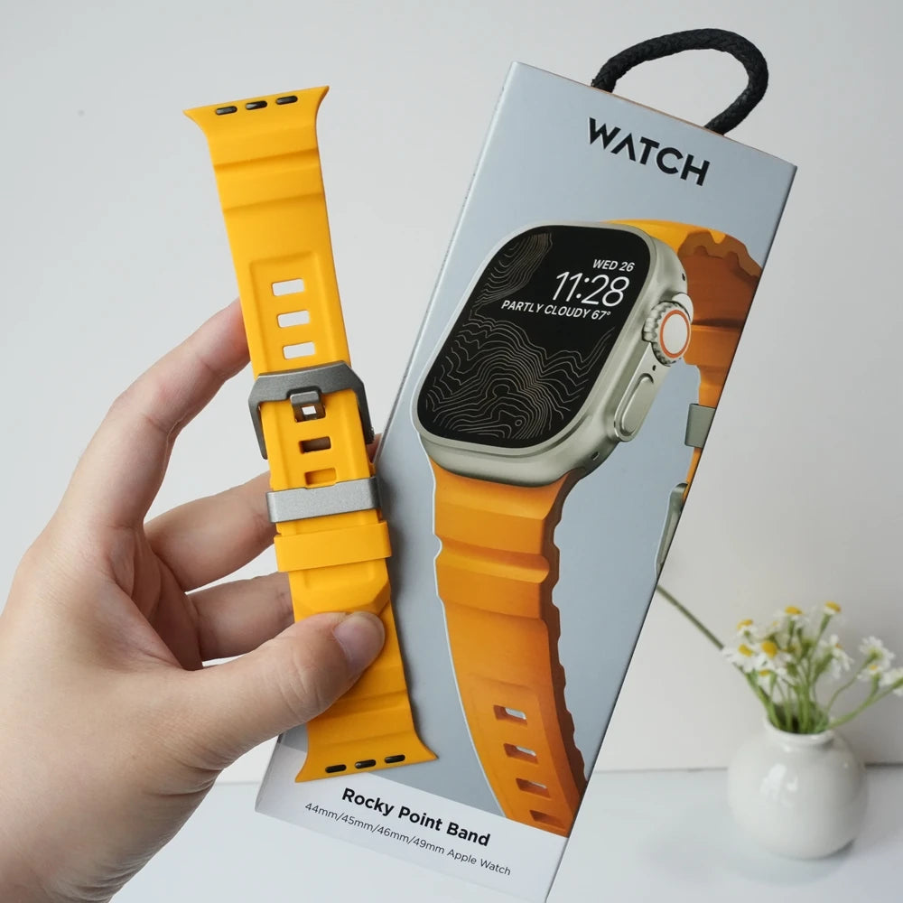 Luxury Silicone band for Apple Watch 46mm Series 10 Ultra 2 49mm 45mm Breathable Sport band for 44mm 42mm Series 9 8 7 6 5 4 3 2 1 SE