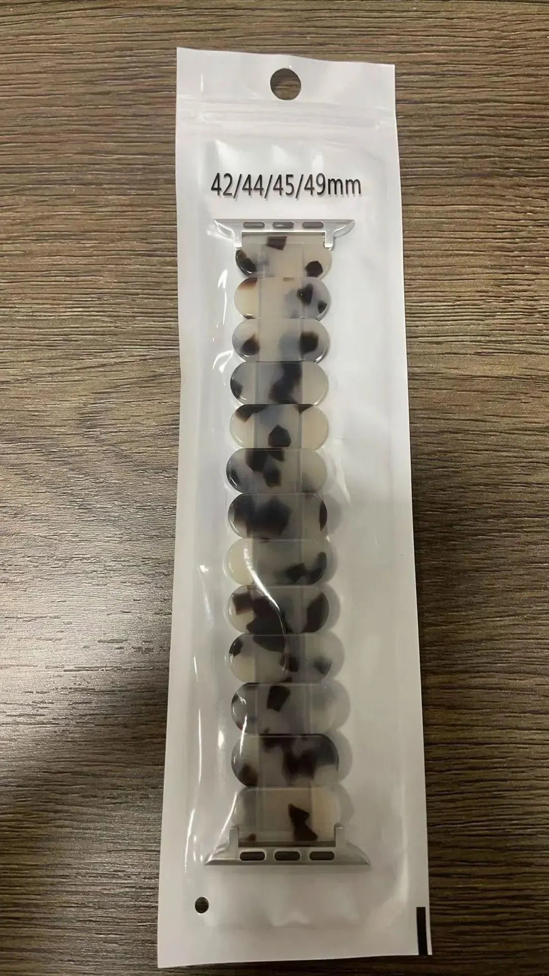 Resin band for Apple Watch band 38mm 40mm 41mm 42mm 44mm 45mm 49mm Resin elastic force band correa Apple Watch Series 9 8 7 SE 6 5