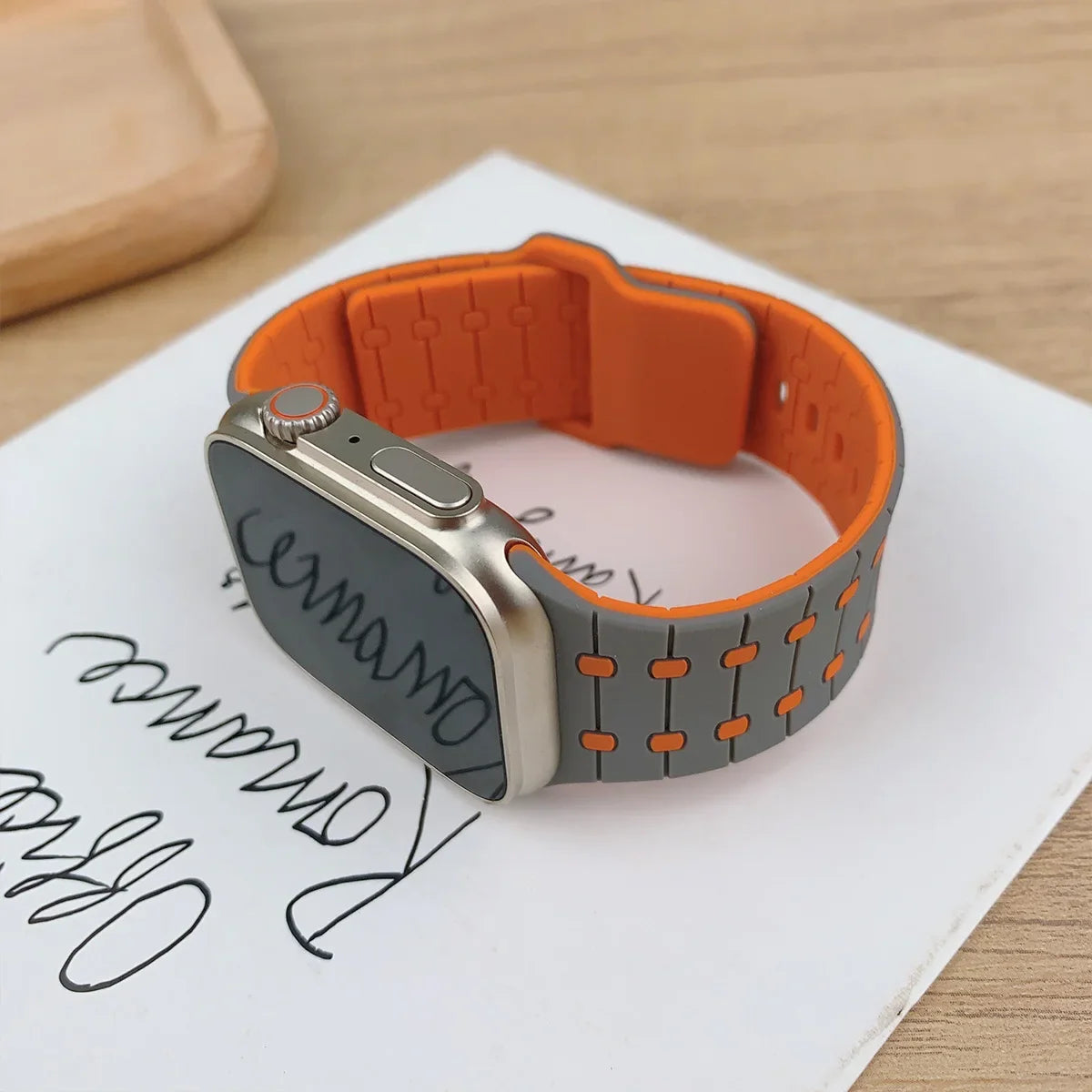 Silicone band for Apple Watch band 46mm 45mm 41mm 44mm Ultra 49mm 40mm 42mm band Correas for Apple Watch Series 10 9 8 7 6 5 SE