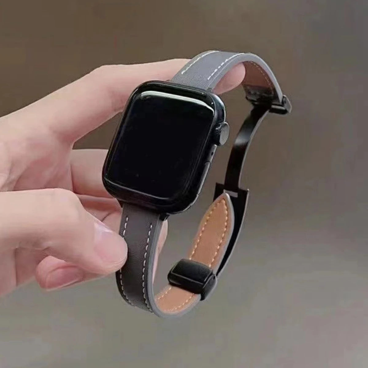 Magnetic Buckle band For Apple Watch 10 42mm 46mm SE 44mm 40mm 9 8 7 41mm 45mm Folding Slim Leather band Apple Watch Series 10 8 7 6 5