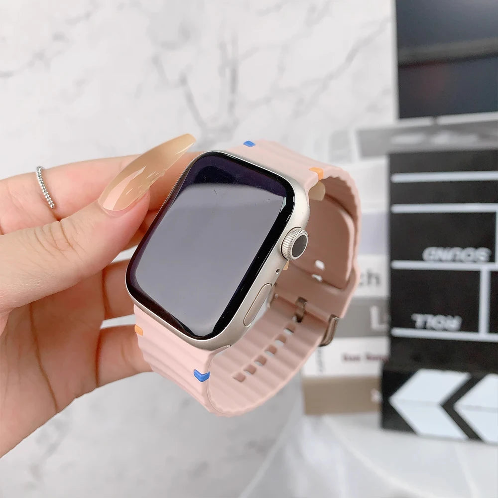 Silicone band for Apple Watch 10 band 46mm 42mm 49mm 45mm 44mm 40mm 41mm correa band belt Apple Watch Series 10 9 8 6 7 5 SE Ultra