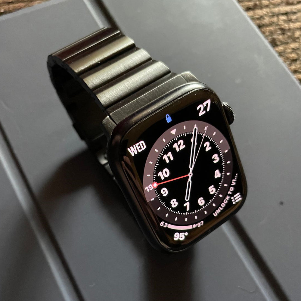 Luxury Titanium band For Apple Watch Ultra 2 49mm 45mm 41mm 44mm 46mm Men Business band For Apple Watch Series 10 9 8 7 6 5 4 SE band