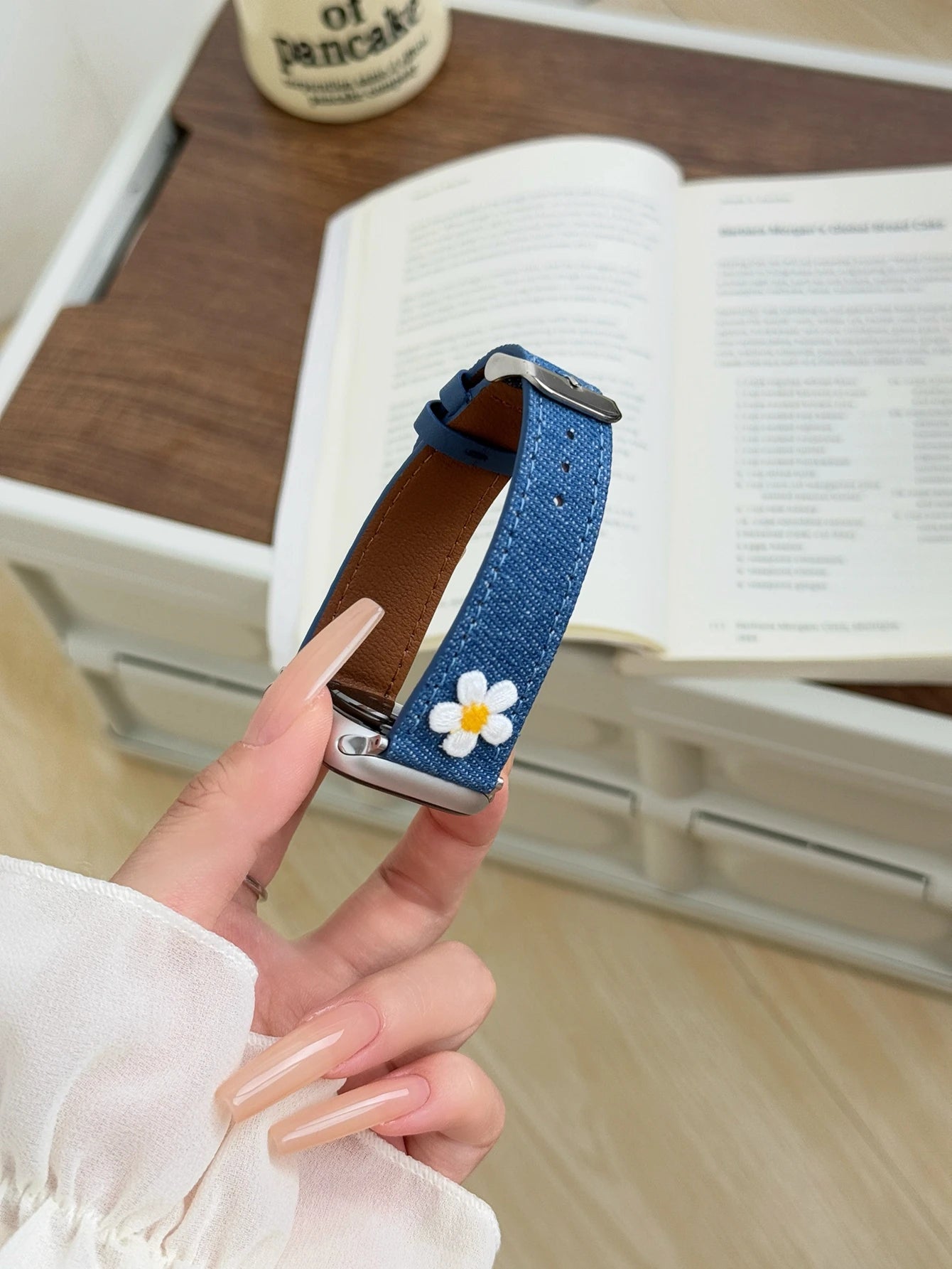 Flower Cloth Leather loop For Apple Watch band women Series Ultra 11 10 9 8 7 6 38mm 40mm 41mm 42mm 44mm 45mm 46mm band