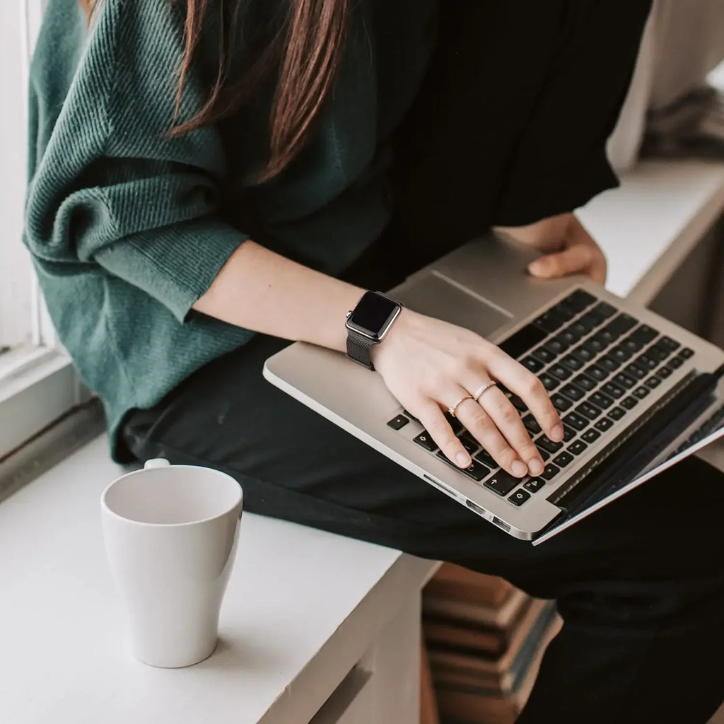 Milanese Case+band for Apple Watch band 9 8 7 6 SE 5 4 49mm 45mm 41mm 40mm 44mm 42mm watch band For Apple Watch Series 10 Correa 46mm